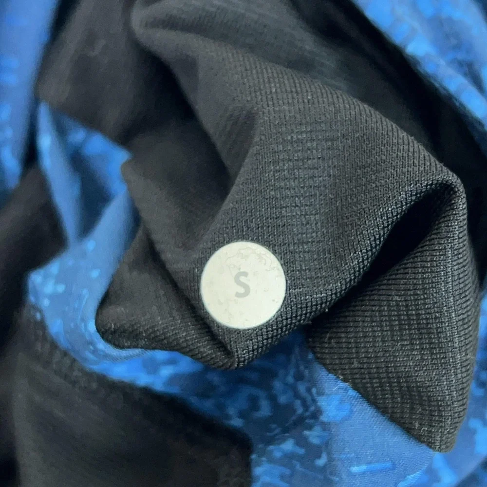Lululemon Shorts Mens Small Blue Camo Lined Running 10